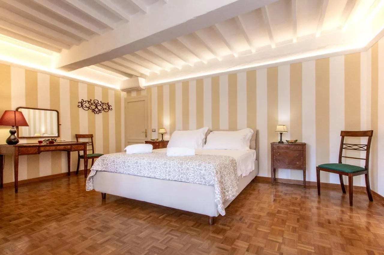 Palazzo Chigi Zondadari Apartment Siena