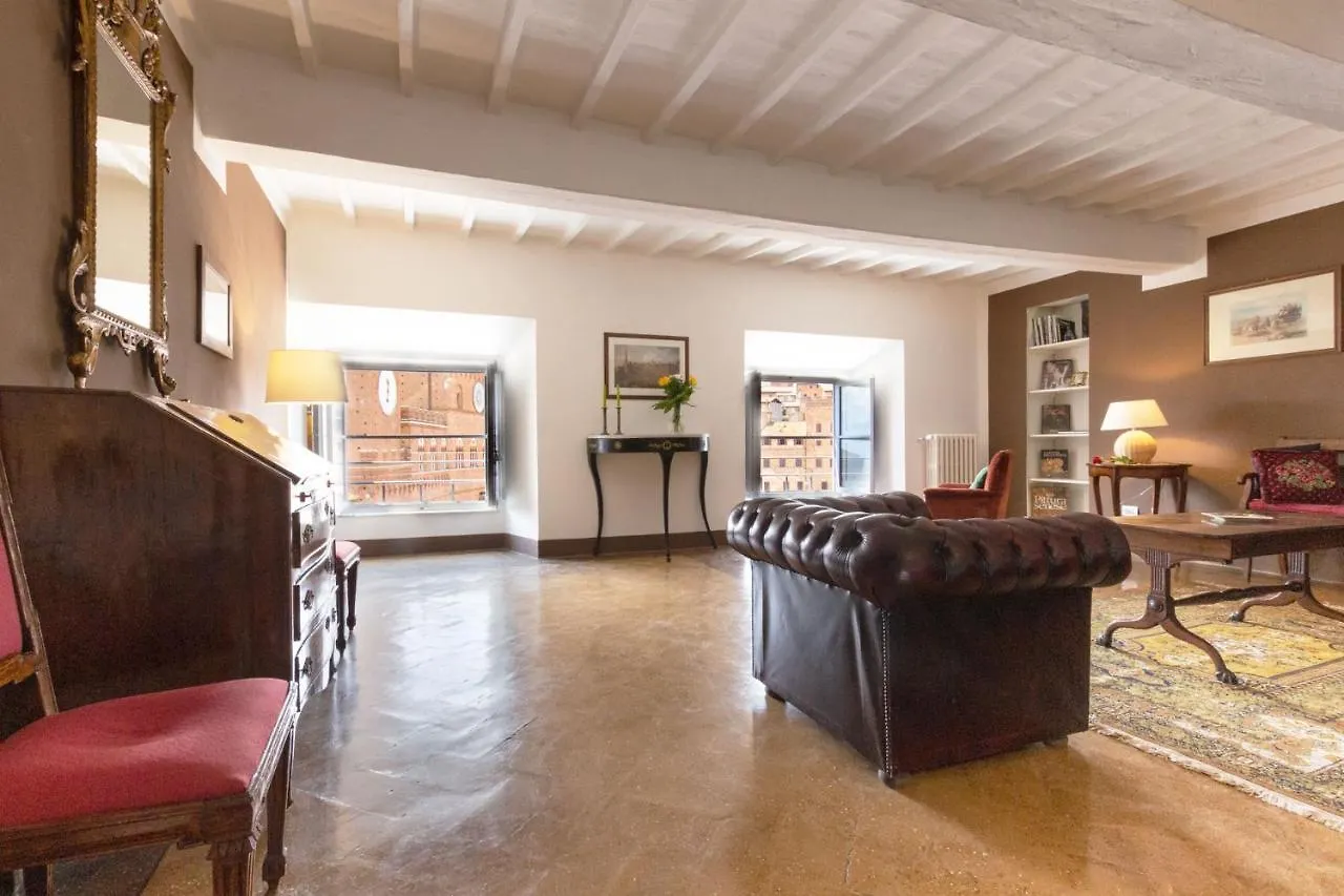 Palazzo Chigi Zondadari Apartment Siena